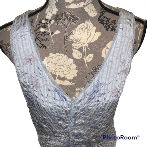 ARMANI COLLEZIONI Silk Sleeveless Blouse Light Blue size 14 - Picture 3 of 8